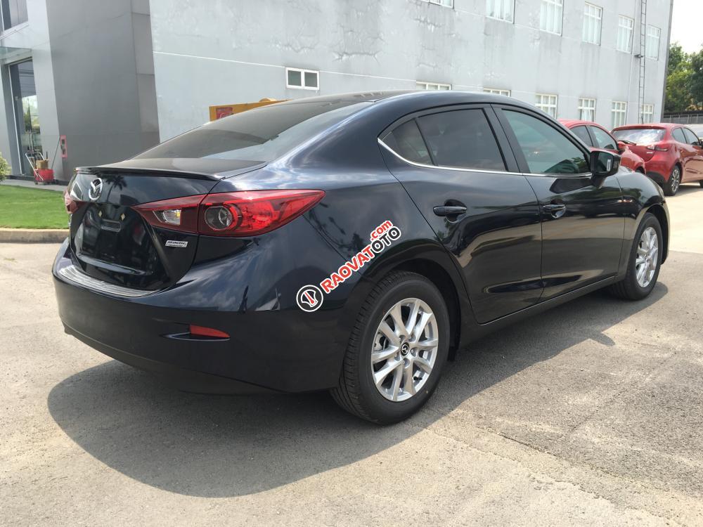 Mazda 3 màu đen 2017, giá tốt nhất thị trường, L/h 0906149209-3