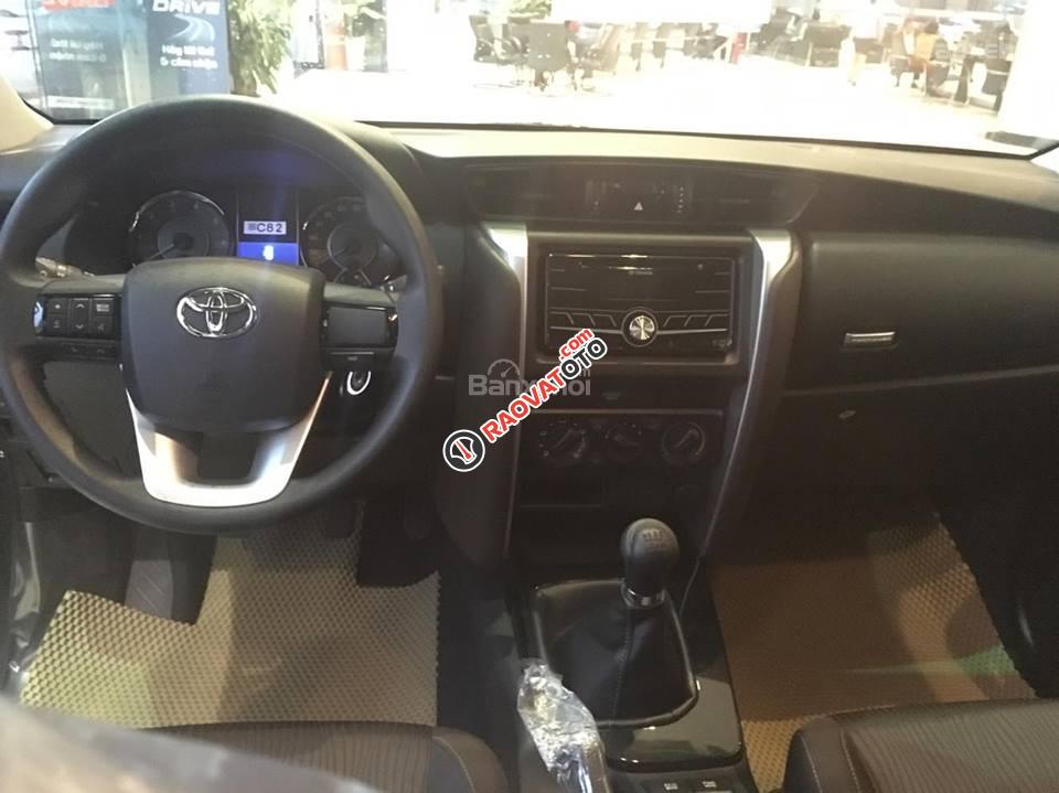 Chưa bao giờ mua xe Fortuner giá tốt đến thế, LH 0911404101-7