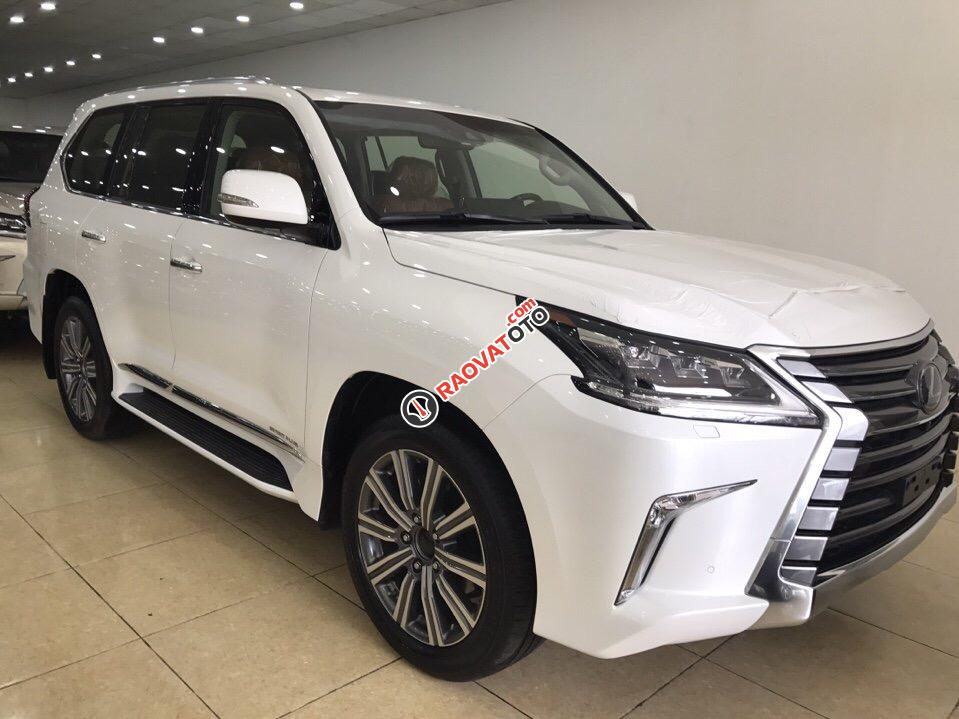 Bán xe Lexus LX 570 đời 2017, màu trắng, nhập khẩu nguyên chiếc-0