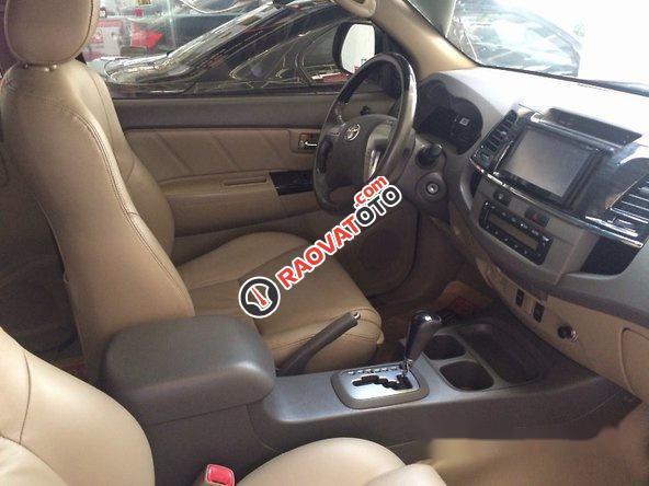 Cần bán gấp Toyota Fortuner V đời 2012 giá cạnh tranh-4