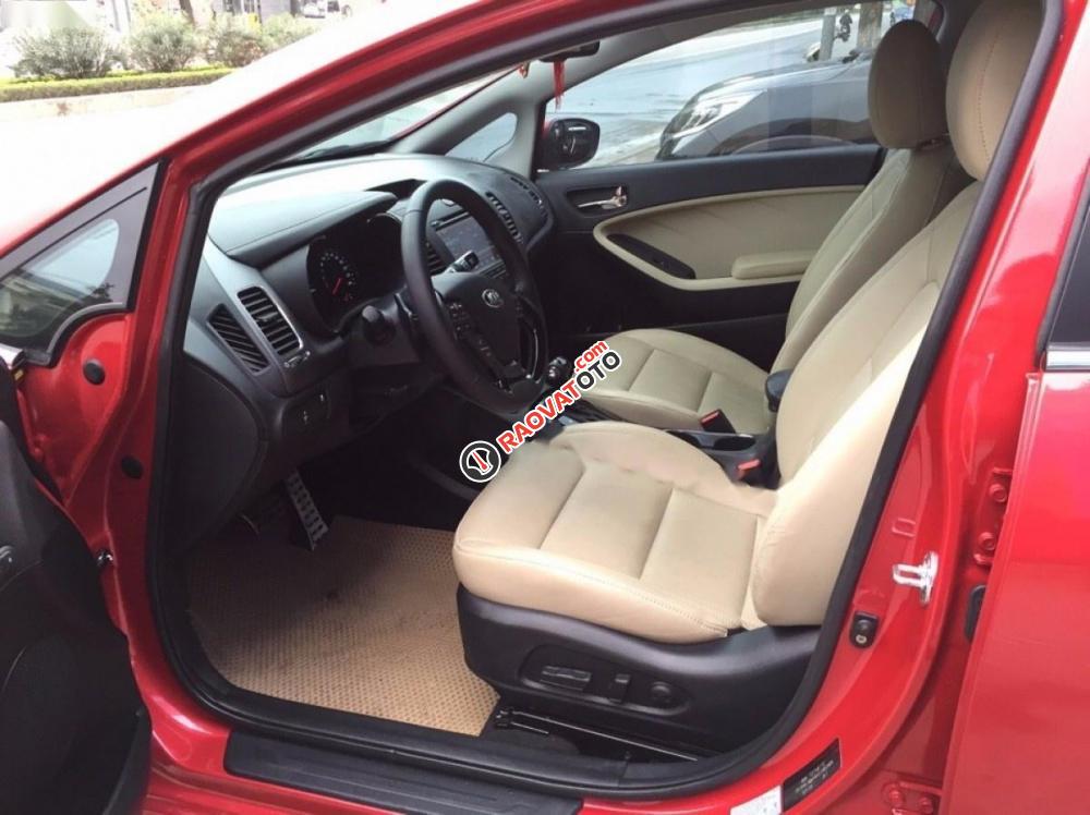 Cần bán gấp Kia Cerato 2.0 AT đời 2017, màu đỏ chính chủ-2