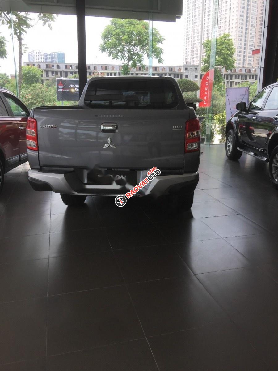 Bán xe Mitsubishi Triton 4x4 AT Mivec năm 2017, nhập khẩu nguyên chiếc, 765tr-2