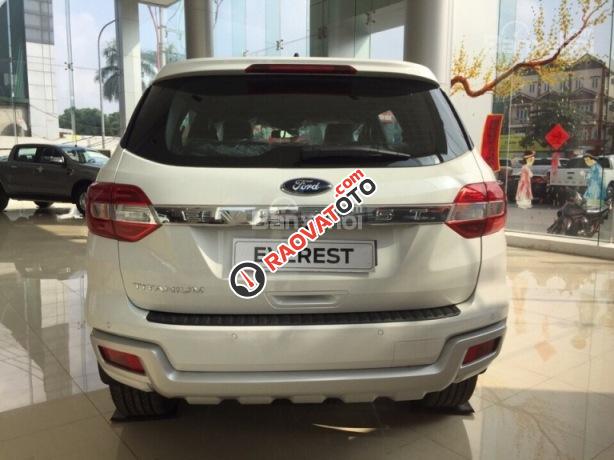 Bán Ford Everest nhập khẩu chính hãng giá khuyến mại chỉ 1 tỷ 75 triệu, trả góp 80% xe, lãi suất 0.6%, hotline: 0911447166-1