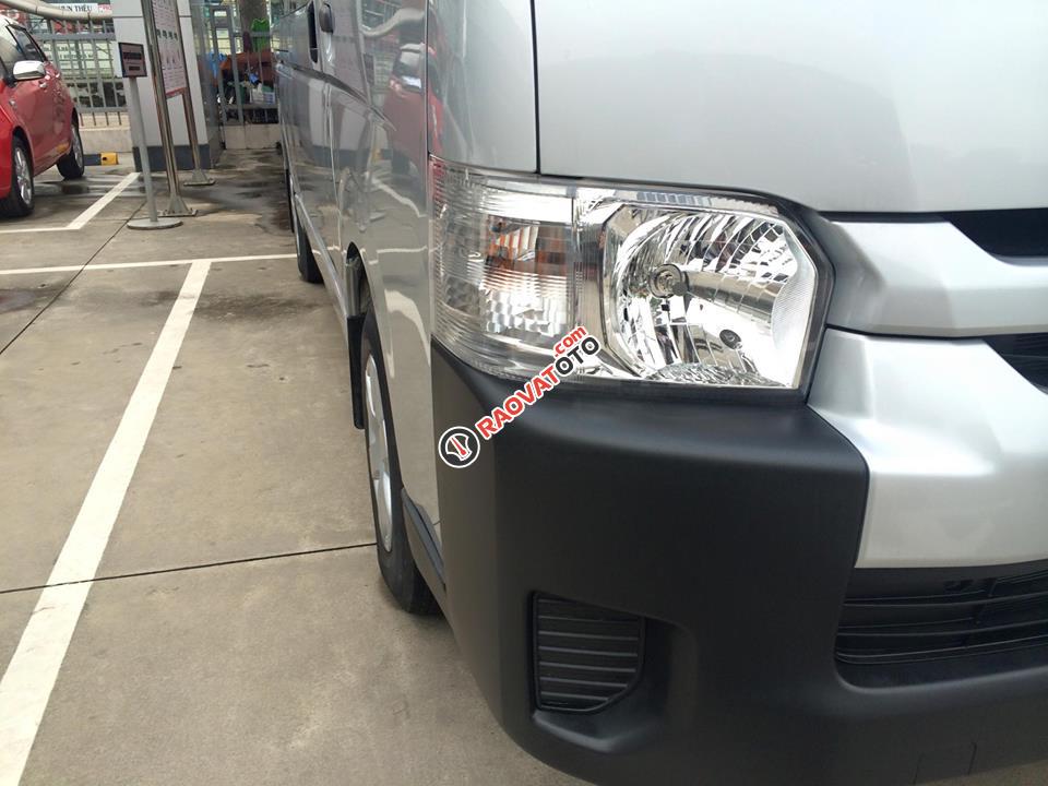 Toyota Hiace - Xe nhập khẩu, 16 chỗ động cơ dầu - Hỗ trợ trả góp - Đại lý Toyota Mỹ Đình/ hotline: 0973.306.136-4