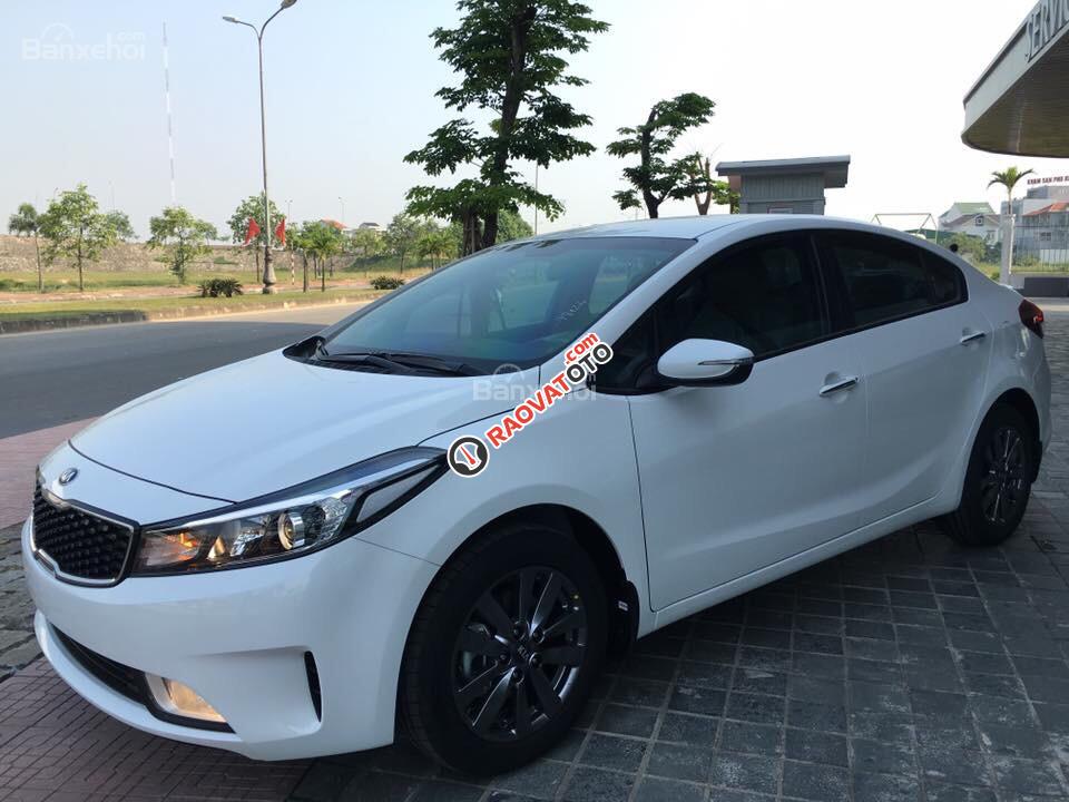 Bán xe Kia Cerato 1.6 số sàn Vĩnh Phúc. Liên hệ ngay 0979.428.555 để được ưu đãi lớn nhất-3