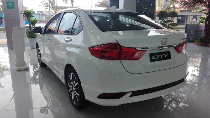 Bán Honda City sản xuất 2017, màu trắng, nhập khẩu nguyên chiếc, 580 triệu-4