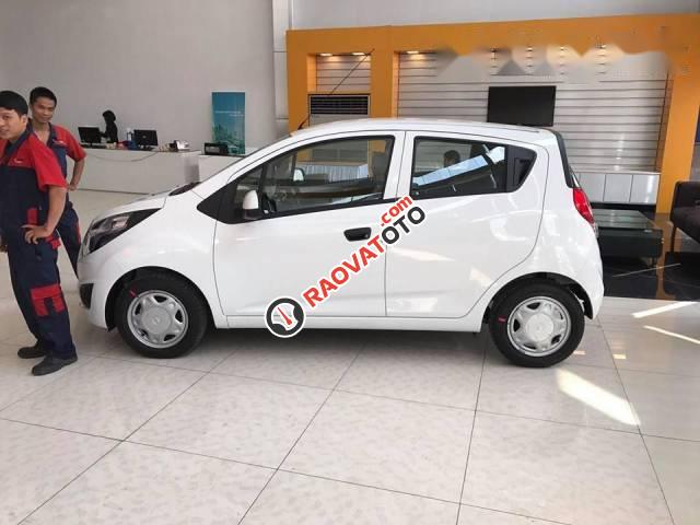 Bán Chevrolet Spark LS đời 2017, màu trắng, nhập khẩu-1