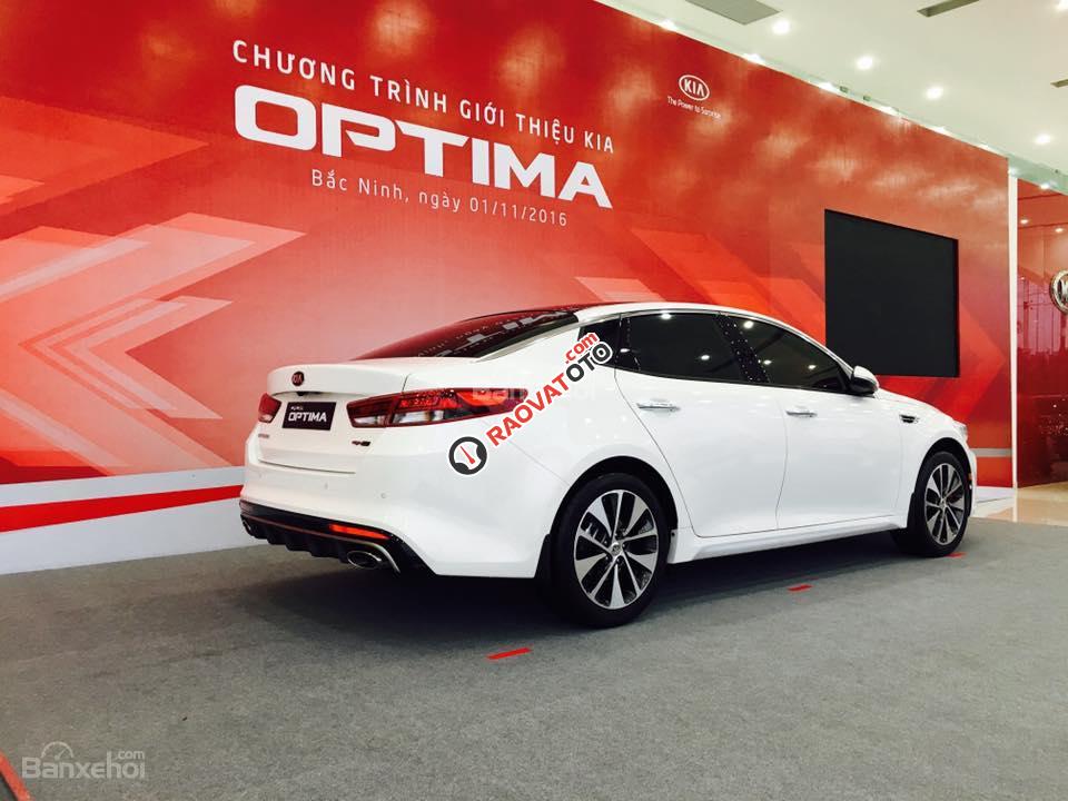 Cần bán Kia Optima đời 2017 giá rẻ-1