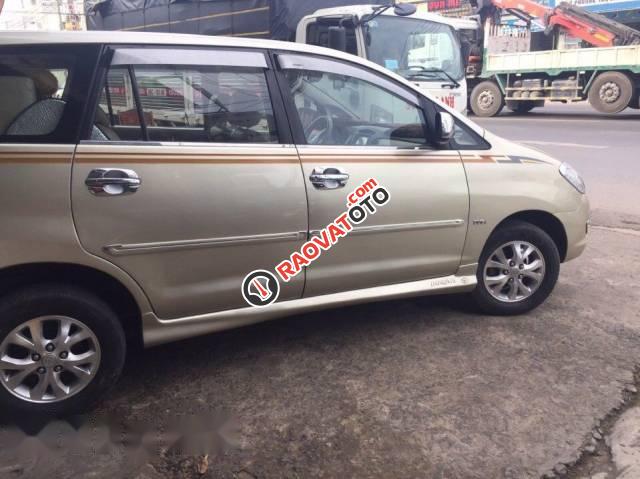 Cần bán gấp Toyota Innova MT đời 2006 số sàn-2