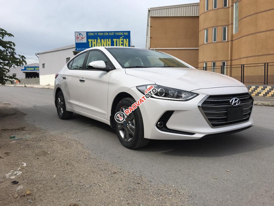 Hyundai Cầu Diễn bán xe Hyundai Elantra 1.6 AT đời 2017-0