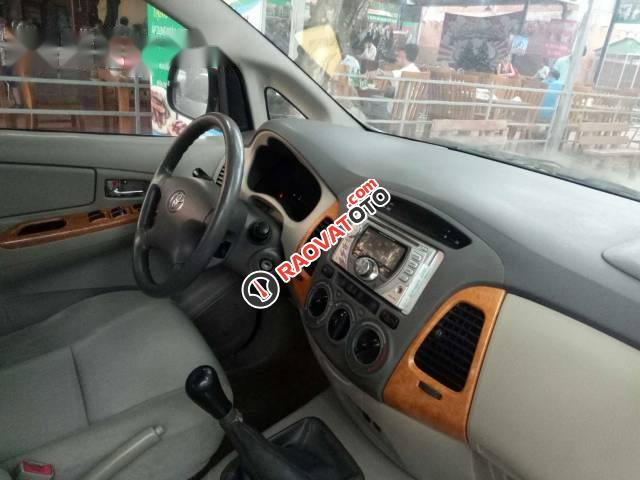 Bán Toyota Innova G đời 2010, màu bạc chính chủ, giá tốt-5