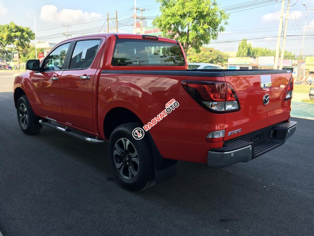 Cần bán Mazda BT 50 2.2AT 2WD đời 2018, màu đỏ-6