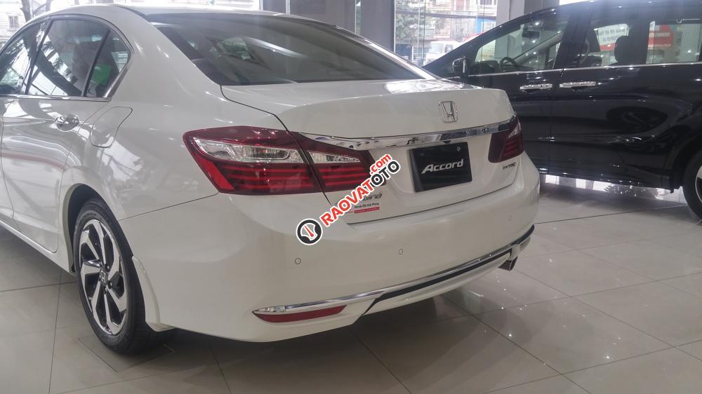 Honda Giải Phóng-Honda Accord 2.4L 2017 mới 100%, màu trắng, nhập khẩu nguyên chiếc, LH 0903.273.696-3