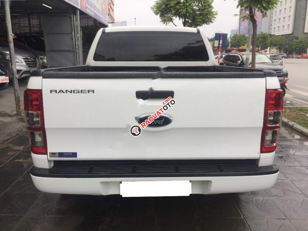 Bán xe Ford Ranger XL 2.2L 4x4 MT đời 2016, màu trắng, nhập khẩu nguyên chiếc -6