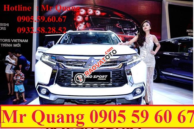 Cần bán Mitsubishi Pajero Sport đời 2017, màu trắng, nhập khẩu nguyên chiếc-2