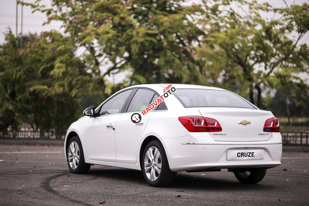 Xe Chevrolet Cruze LTZ giá rẻ tại Bắc Giang, nhiều khuyến mãi hấp dẫn, trả góp 90% - 0971052525-3