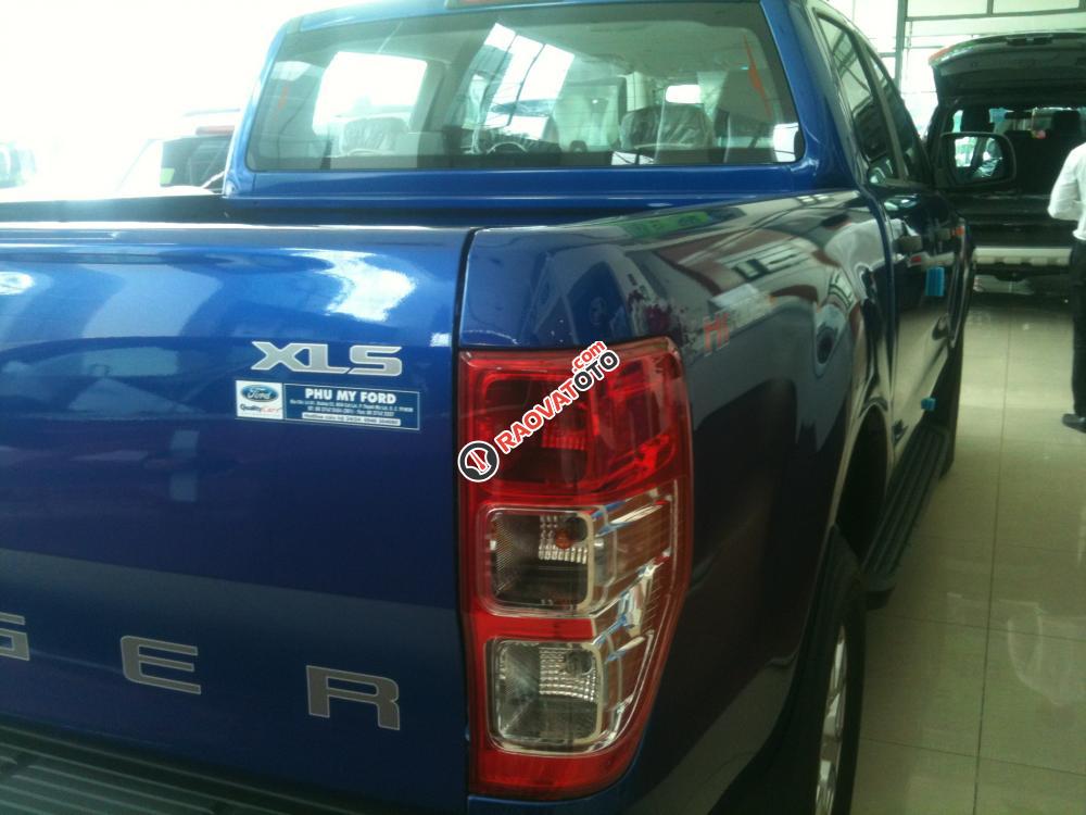Bán Ford Ranger XLS AT, nhập khẩu nguyên chiếc, giá tốt-0