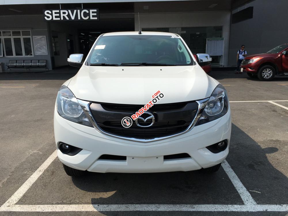 Bán xe Mazda BT 50 4WD MT 2.2L đời 2018, màu trắng-0