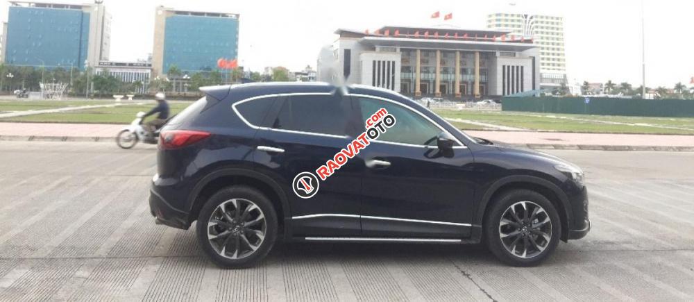 Cần bán Mazda CX 5 năm 2017, màu đen, giá tốt-0