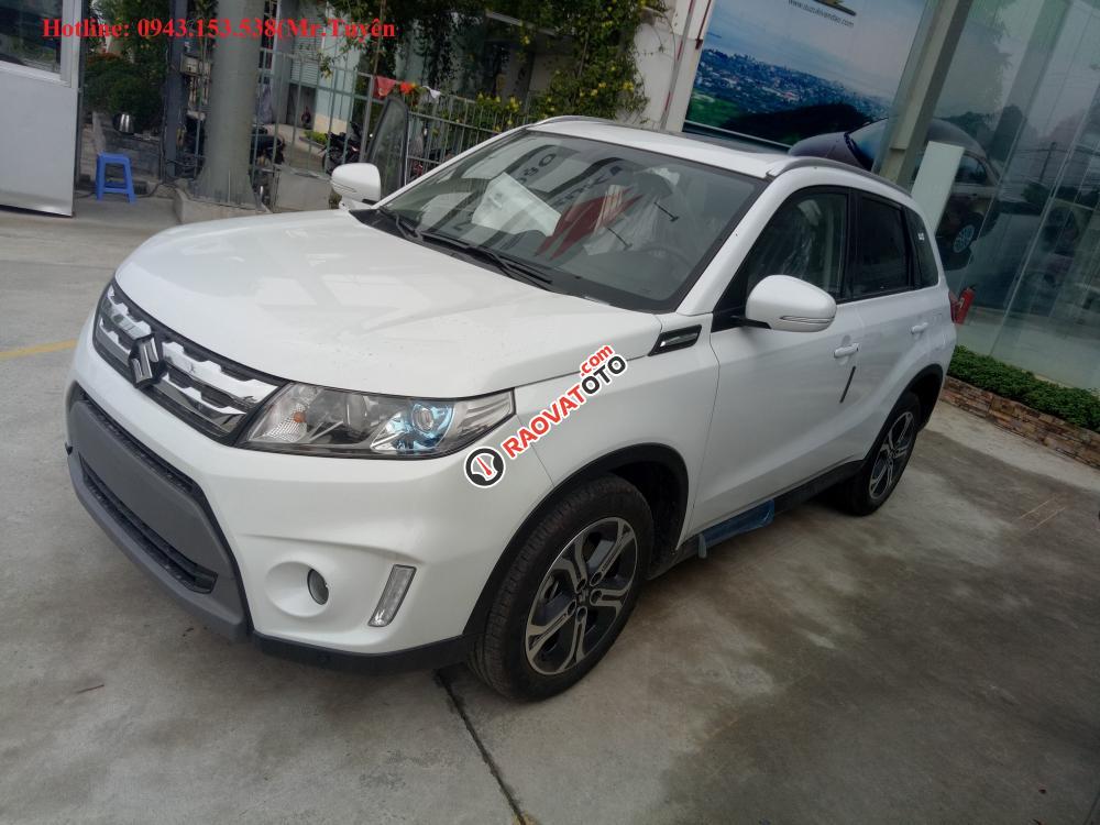 Cần bán Suzuki Vitara 2017, màu trắng, nhập khẩu nguyên chiếc, xe giao ngay, Lh: 0911.493.556-0