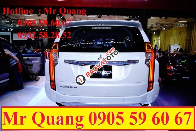 Cần bán Mitsubishi Pajero Sport đời 2017, màu trắng, nhập khẩu nguyên chiếc-4