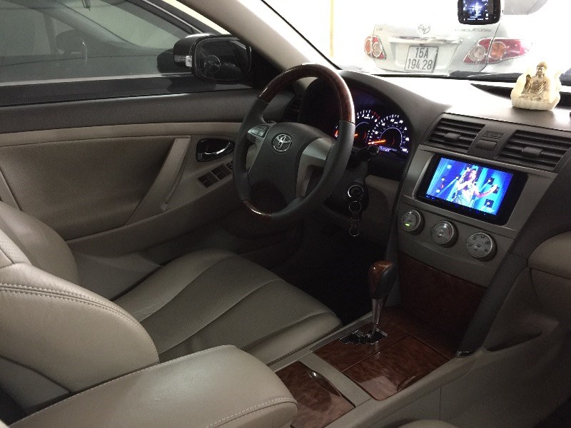 Bán Toyota Camry LE sản xuất 2010, màu đen, xe nhập, chính chủ, 860 triệu-2