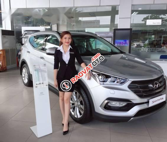 Bán Hyundai Santa Fe sản xuất 2017, màu trắng-5