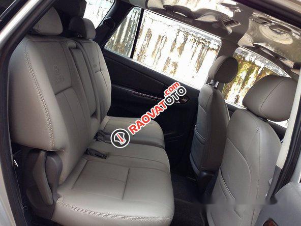 Bán lại xe Toyota Innova 2.0E đời 2013, màu bạc, 515tr-11