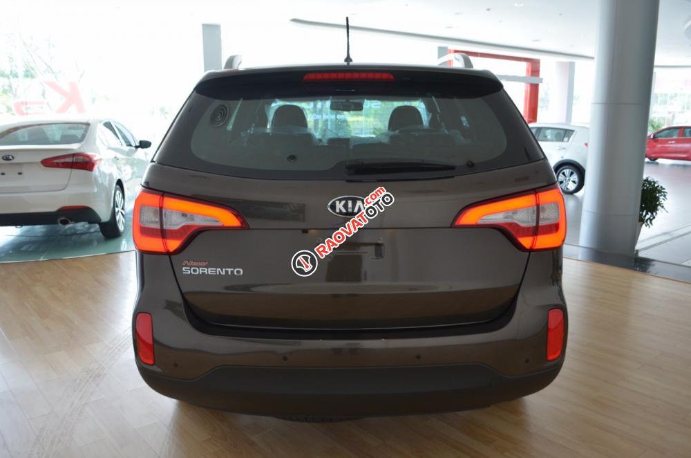 Kia Phú Mỹ Hưng - Bán Kia Sorento cao cấp tháng 12/2017 màu nâu, giá cực hấp dẫn LH: 0934.075.248-4