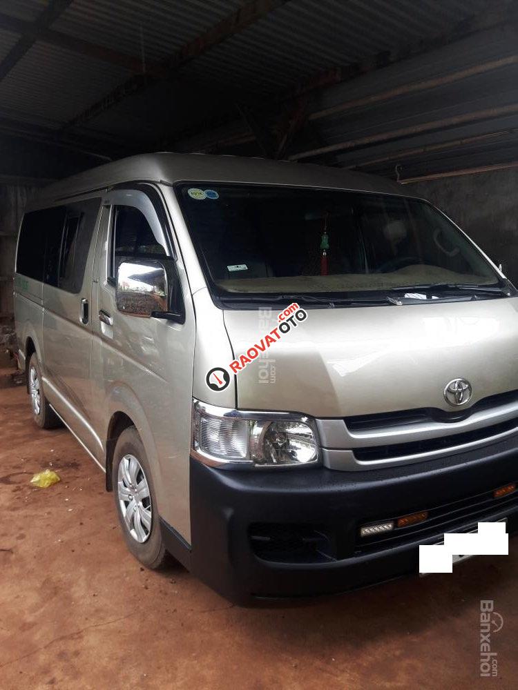 Cần bán xe Toyota Hiace đời 2008, màu ghi vàng-0