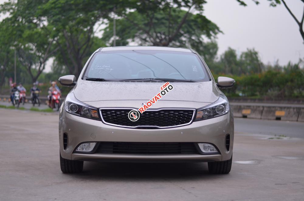 Cần bán Kia Cerato AT đời 2017, 613 triệu-0