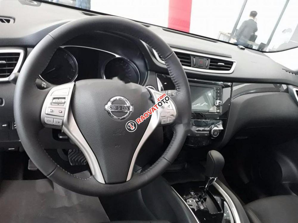 Cần bán Nissan X trail 2.0 SL 2WD PREMIUM sản xuất 2017, màu trắng-6