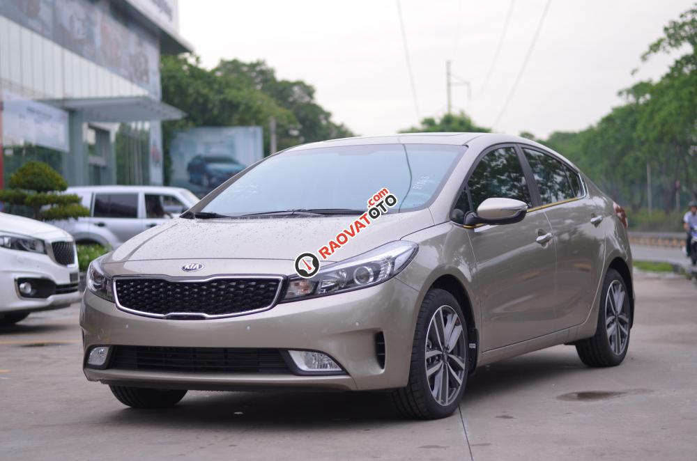 Cần bán Kia Cerato AT đời 2017, 613 triệu-1