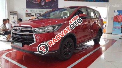 Innova 2.0E giảm tiền mặt, tặng full phụ kiện chính hãng, trả góp 90%. Hotline: 0984366837-2