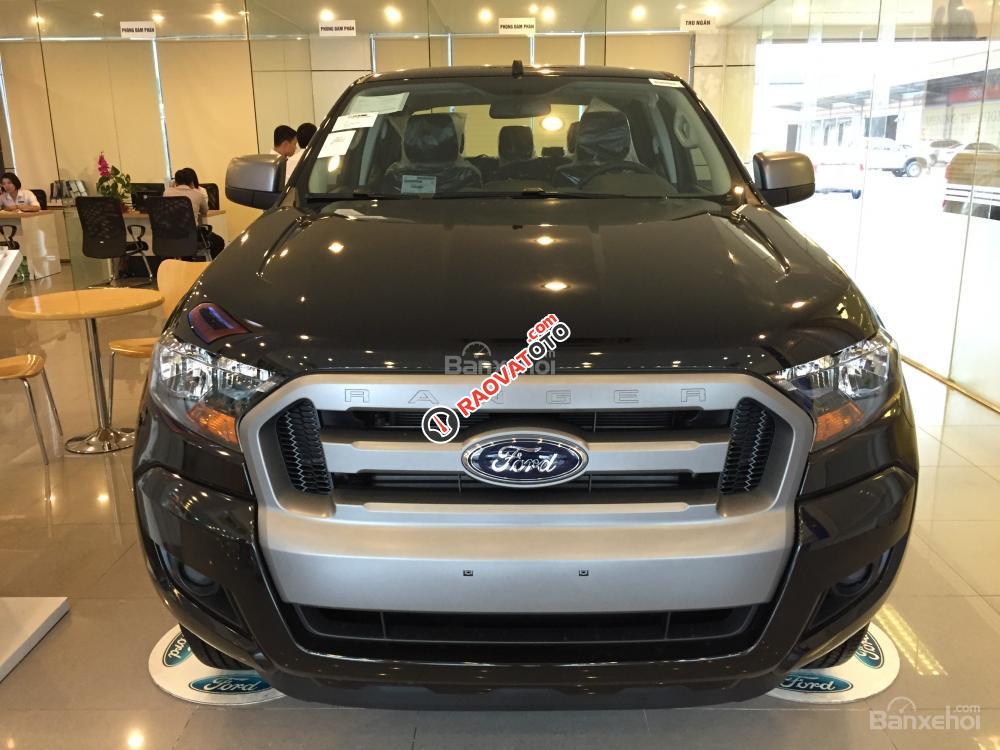 Cần bán xe Ford Ranger XLS 2.2 AT đời 2017, nhập khẩu, giao xe toàn quốc, hỗ trợ trả góp 0961917516-1