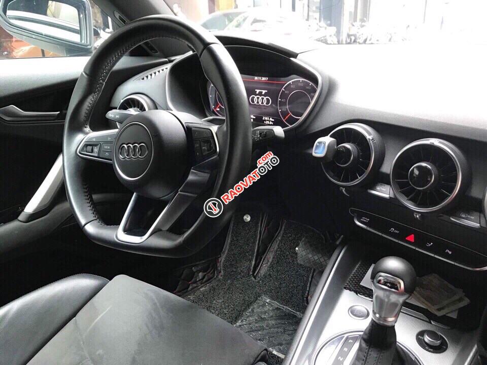 Cần bán xe Audi TT đời 2015, màu trắng, nhập khẩu nguyên chiếc-5