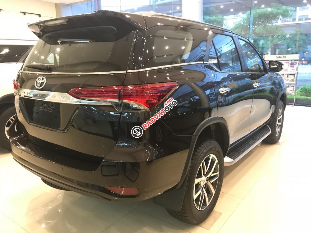 Toyota Fortuner 4x4V màu đen - Nhập khẩu nguyên chiếc, bảo hành 3 năm - Đại lý Toyota Mỹ Đình-6