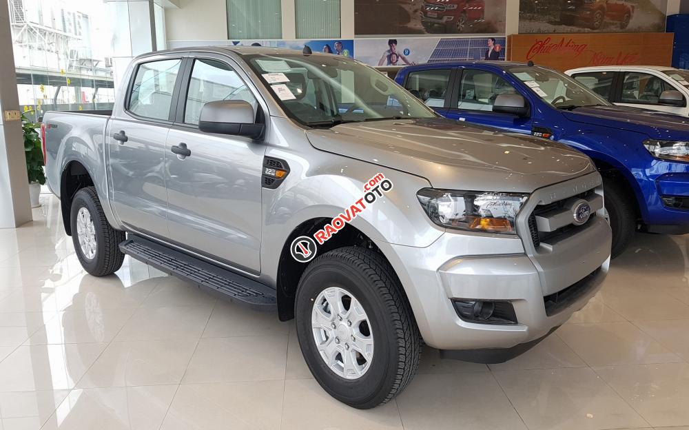 Bán xe Ford Ranger 2.2L XLS 4x2 AT đời 2017, nhập khẩu nguyên chiếc-5