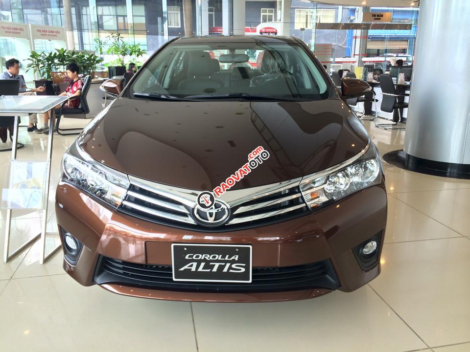 Bán xe Toyota Corolla Altis 1.8MT đời 2017, màu nâu ánh đồng, giá siêu tốt, LH 0911404101-0