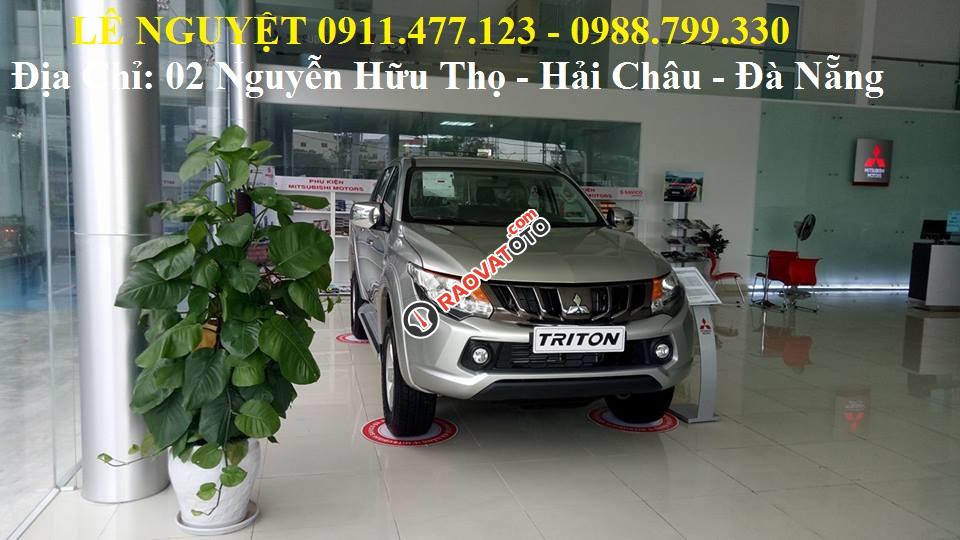 Bán tải Triton xe nhập, 7lít/100km, 1 cầu số sàn, trả góp 90% xe, LH Lê Nguyệt: 0988.799.330-3