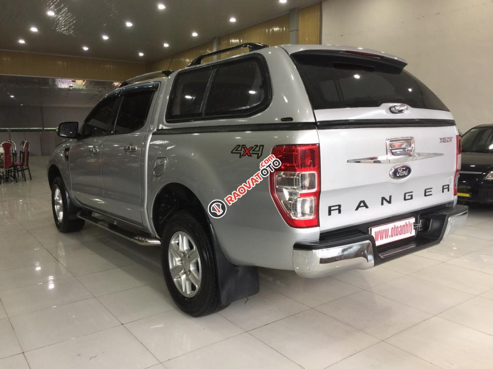 Cần bán xe Ford Ranger XLT 2.2 MT 2012, màu bạc, nhập khẩu-3