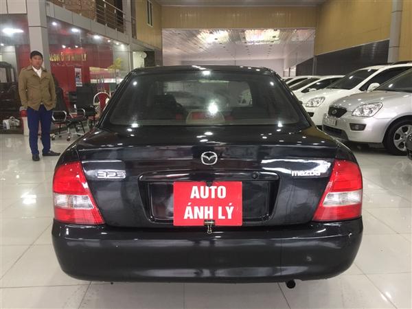 Cần bán gấp Mazda 323 đời 2001, màu đen-7