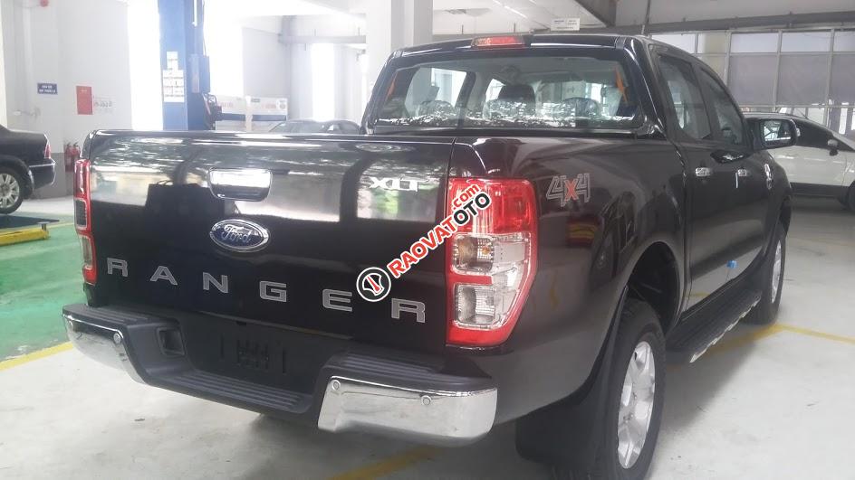 Bán xe Ford Ranger XLT 2.2L MT đời 2017, xe nhập có đủ màu, giao xe ngay, hỗ trợ trả góp: 0961917516-1