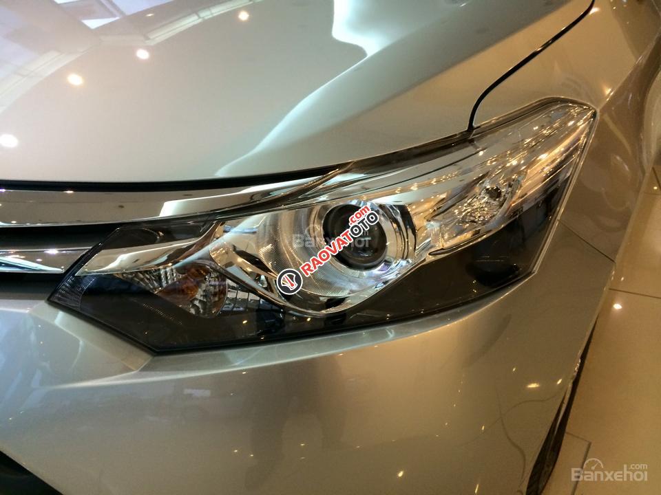 Cần bán Toyota Vios 1.5E MT 2018, màu bạc, giá tốt nhất miền Bắc, LH Mr Hùng 0911404101-3