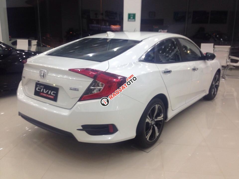 Honda Civic 1.5 Turbo 2017 mới 100% tại Gia Nghĩa - Đắk Nông, hỗ trợ vay 80%, hotline Honda Đắk Lắk 0935.75.15.16-5