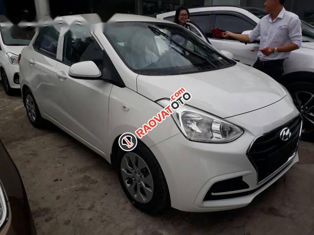 Bán xe Hyundai Grand i10 đời 2017, màu trắng-4