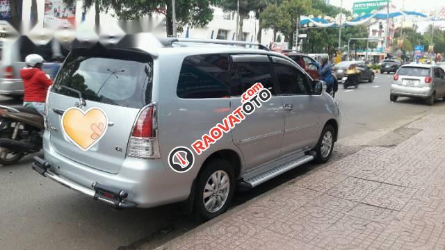 Bán xe Toyota Innova G năm 2010, màu bạc xe gia đình, 410 triệu-5