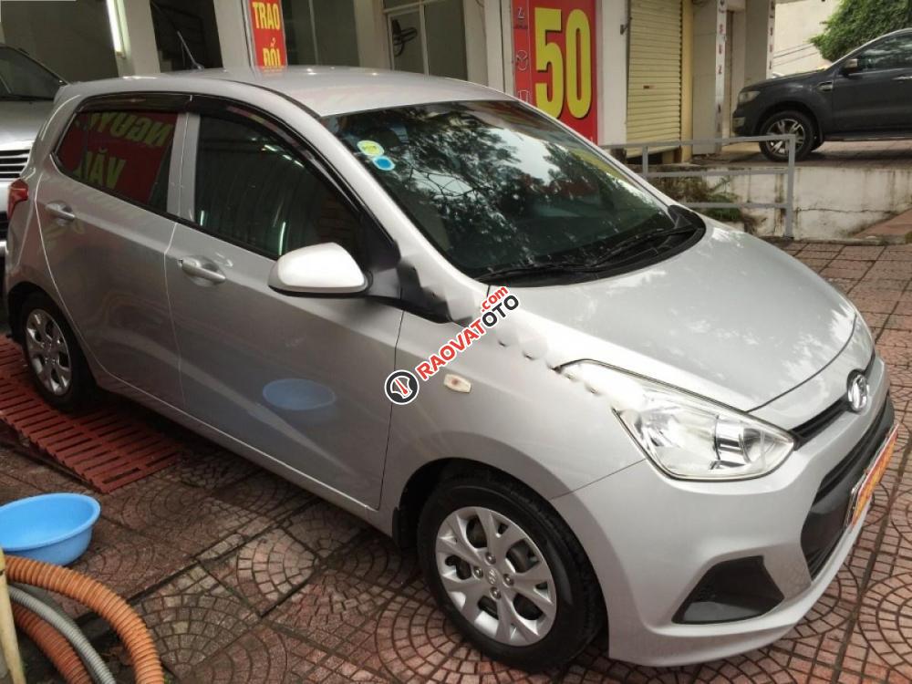 Bán Hyundai Grand i10 1.0 MT Base đời 2015, màu bạc, nhập khẩu nguyên chiếc, 305 triệu-7