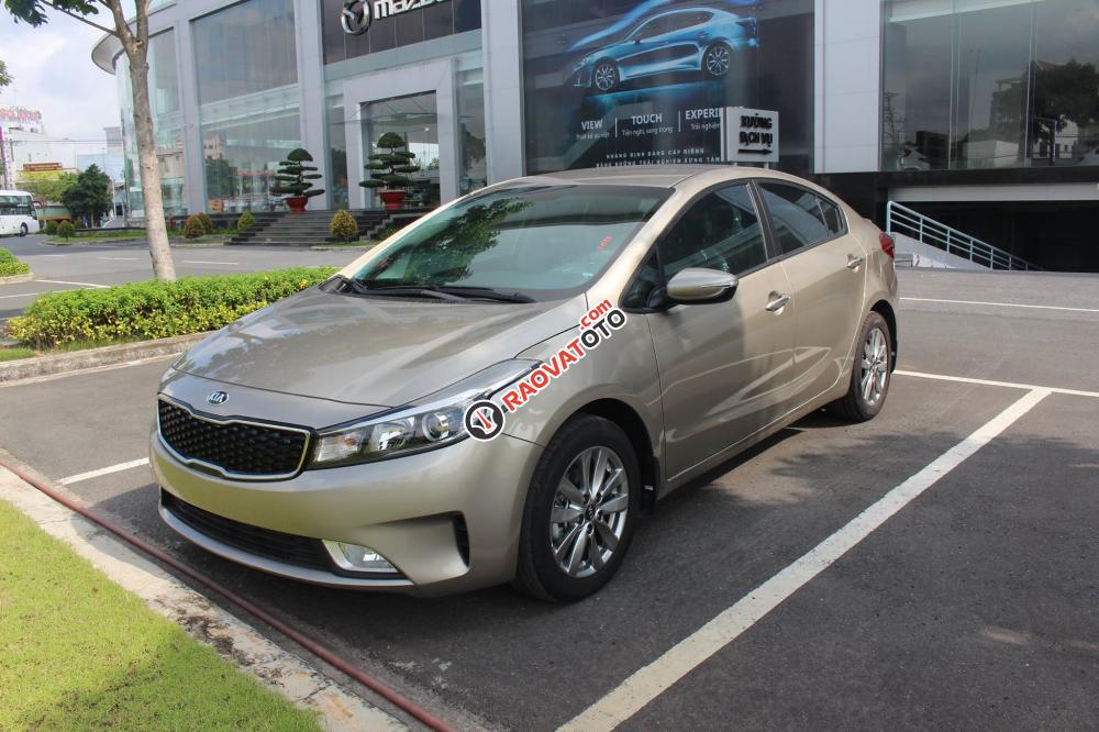 Hot! Cerato 1.6 MT thay mâm mới và thêm ốp cản bô thể thao, giá chỉ 545 triệu, Hotline: Tâm 0938.805.635-2