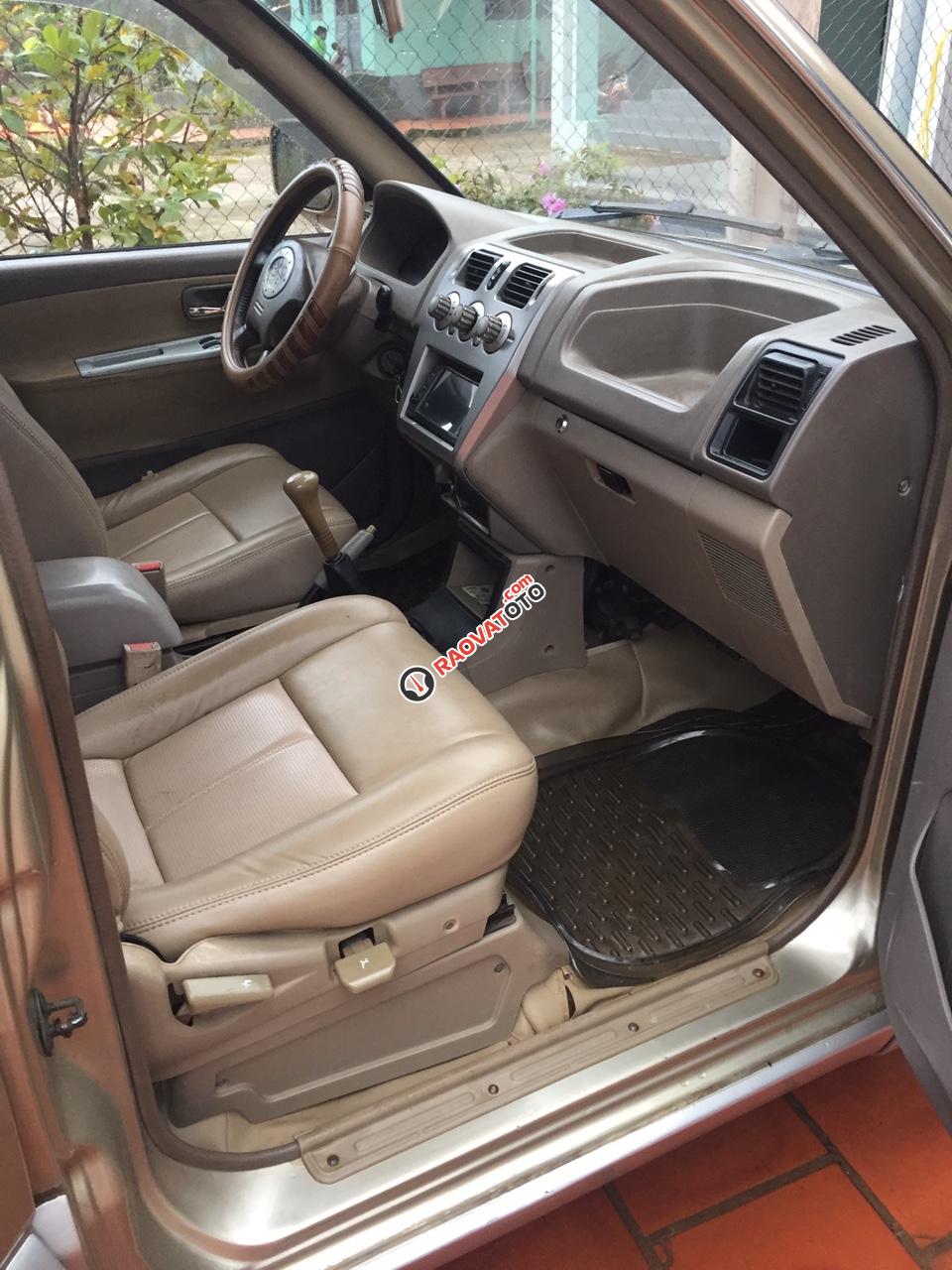 Cần bán xe Mitsubishi Jolie 2.0 đời 2004, bánh treo, màu vàng cát, xăng phun-3